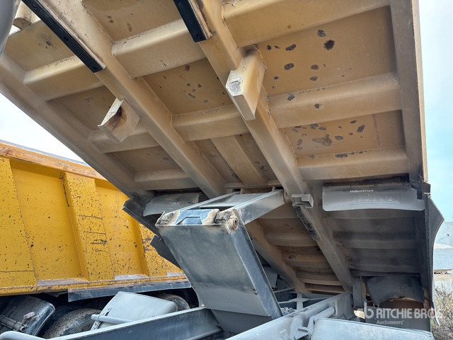 2007 Mercedes Benz Actros 3336K 6x4 T/A Dump Truck - Tipper: picture 5 2007 Mercedes Benz Actros 3336K 6x4 T/A Dump Truck - Tipper: picture 5