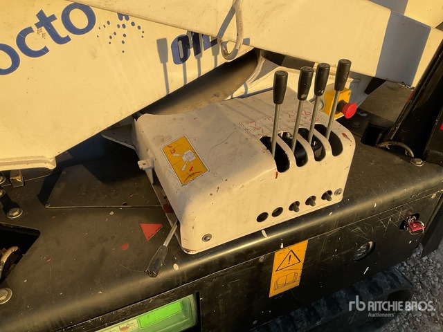 2007 Oil & Steel OCTOPUSSY 1715 Crawler Diesel Articulating Boom Lift - Articulated boom lift: picture 4 2007 Oil & Steel OCTOPUSSY 1715 Crawler Diesel Articulating Boom Lift - Articulated boom lift: picture 4