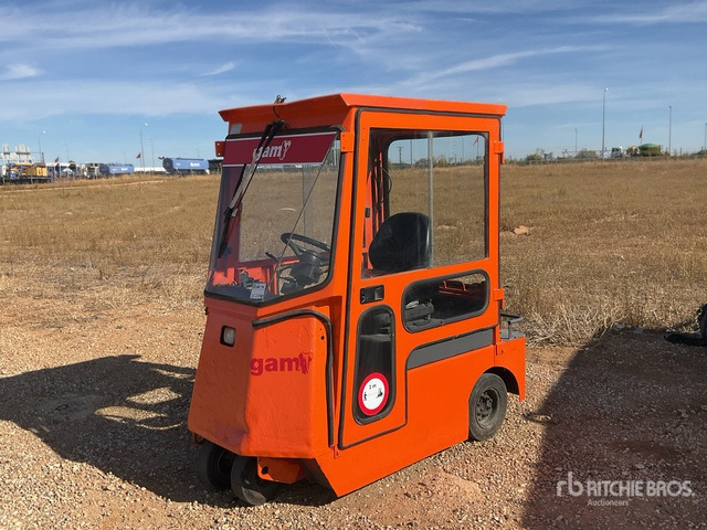 2014 Toyota CBT6 Utility Vehicle - Tow tractor: picture 2 2014 Toyota CBT6 Utility Vehicle - Tow tractor: picture 2