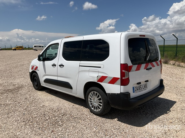 2020 Toyota Proace City Verso 5 Passenger Van - Minibus, People carrier: picture 2 2020 Toyota Proace City Verso 5 Passenger Van - Minibus, People carrier: picture 2