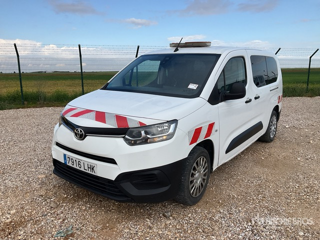 2020 Toyota Proace City Verso 5 Passenger Van - Minibus, People carrier: picture 3 2020 Toyota Proace City Verso 5 Passenger Van - Minibus, People carrier: picture 3