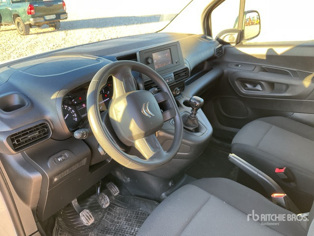 2021 Citroen Berlingo Passenger Van - Minibus, People carrier: picture 5 2021 Citroen Berlingo Passenger Van - Minibus, People carrier: picture 5