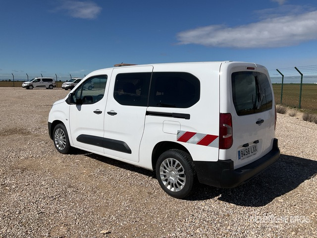 2022 Toyota Proace City Verso 5 Passenger Van - Minibus, People carrier: picture 1 2022 Toyota Proace City Verso 5 Passenger Van - Minibus, People carrier: picture 1