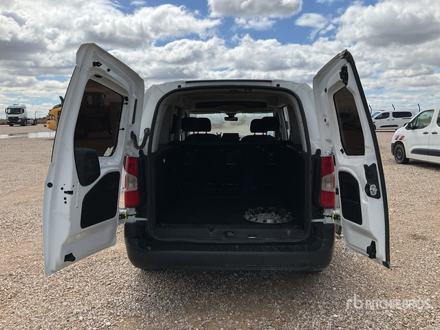 2022 Toyota Proace City Verso 5 Passenger Van - Minibus, People carrier: picture 5 2022 Toyota Proace City Verso 5 Passenger Van - Minibus, People carrier: picture 5