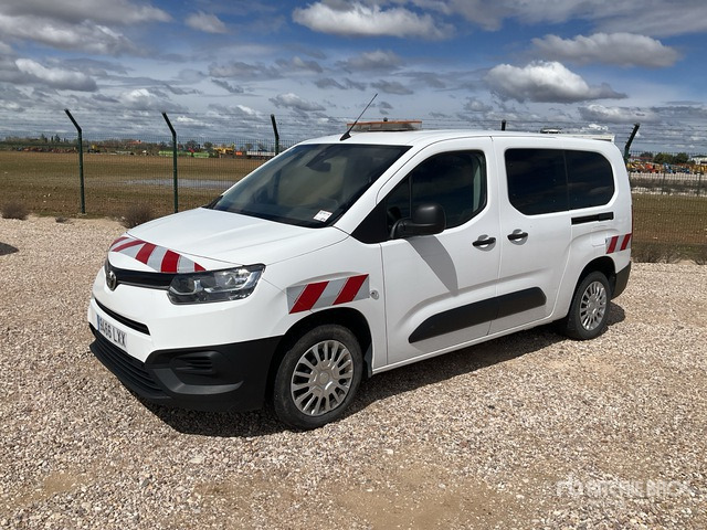 2022 Toyota Proace City Verso 5 Passenger Van - Minibus, People carrier: picture 2 2022 Toyota Proace City Verso 5 Passenger Van - Minibus, People carrier: picture 2