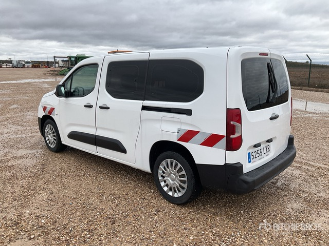 2022 Toyota Proace City Verso 5 Passenger Van - Minibus, People carrier: picture 1 2022 Toyota Proace City Verso 5 Passenger Van - Minibus, People carrier: picture 1