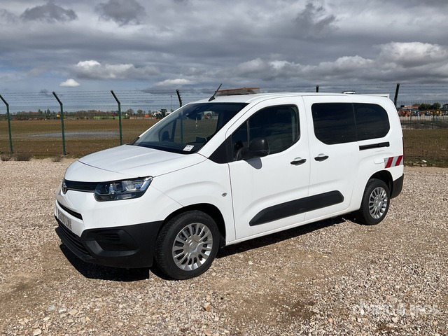 2022 Toyota Proace City Verso 5 Passenger Van - Minibus, People carrier: picture 3 2022 Toyota Proace City Verso 5 Passenger Van - Minibus, People carrier: picture 3