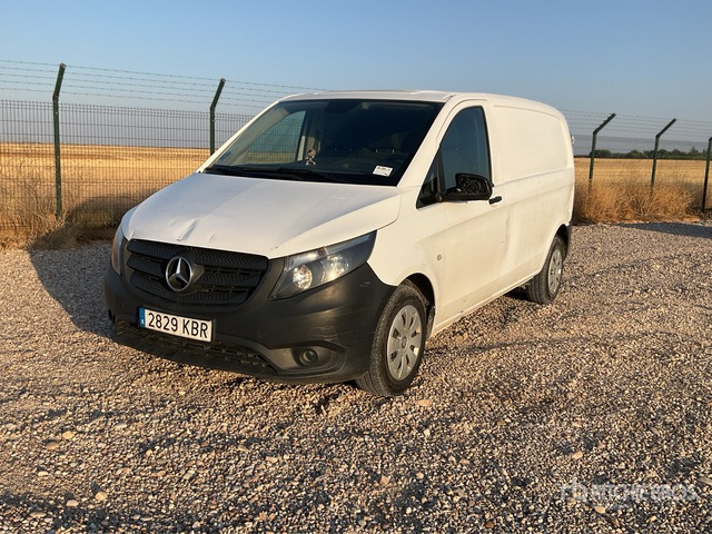 2017 Mercedes-Benz Vito 110 CDI Cargo Van - Commercial vehicle: picture 2 2017 Mercedes-Benz Vito 110 CDI Cargo Van - Commercial vehicle: picture 2