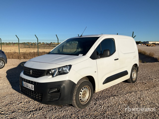 2020 Peugeot Partner Cargo Van - Commercial vehicle: picture 2 2020 Peugeot Partner Cargo Van - Commercial vehicle: picture 2