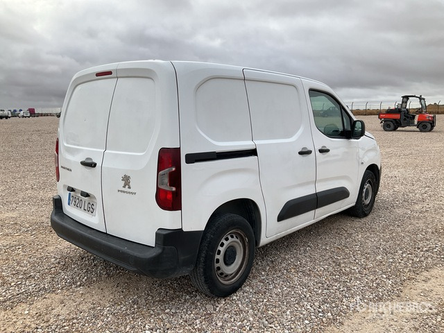 2020 Peugeot Partner Cargo Van - Commercial vehicle: picture 3 2020 Peugeot Partner Cargo Van - Commercial vehicle: picture 3