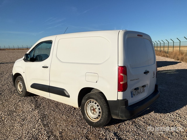 2020 Peugeot Partner Cargo Van - Commercial vehicle: picture 3 2020 Peugeot Partner Cargo Van - Commercial vehicle: picture 3
