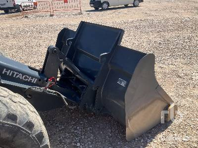 Wheel loader HITACHI ZW95: picture 9