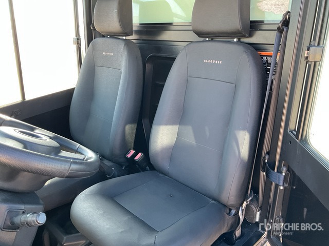 2017 Goupil G4 Electric Utility Vehicle - Municipal/ Special vehicle: picture 5 2017 Goupil G4 Electric Utility Vehicle - Municipal/ Special vehicle: picture 5