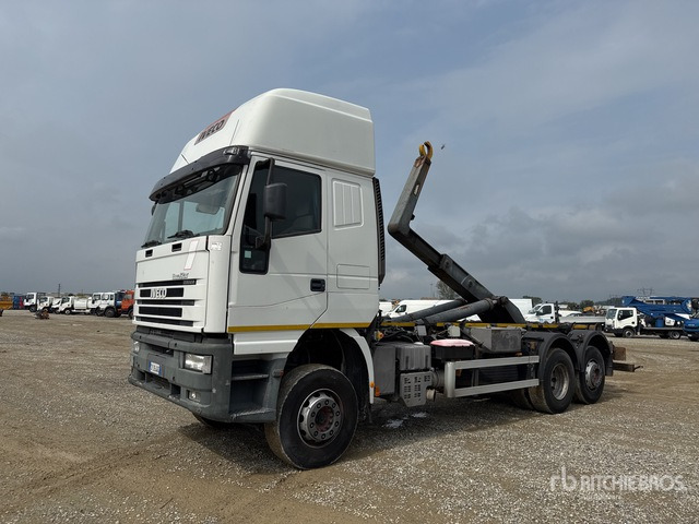 2001 Iveco Eurostar 260E40 6x2 Sleeper Roll-Off Truck - Hook lift truck: picture 2 2001 Iveco Eurostar 260E40 6x2 Sleeper Roll-Off Truck - Hook lift truck: picture 2