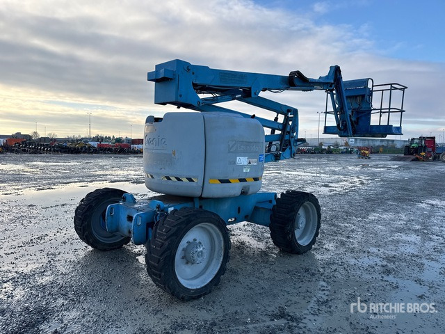 2006 Genie Z45/25 - Articulated boom lift: picture 3 2006 Genie Z45/25 - Articulated boom lift: picture 3