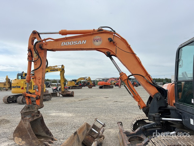 2009 Doosan DX80R Escavatore cingolato - Crawler excavator: picture 5 2009 Doosan DX80R Escavatore cingolato - Crawler excavator: picture 5