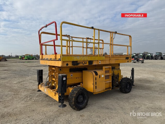 2009 Haulotte H15SX (Inoperable) Scissor Lift - Scissor lift: picture 3 2009 Haulotte H15SX (Inoperable) Scissor Lift - Scissor lift: picture 3