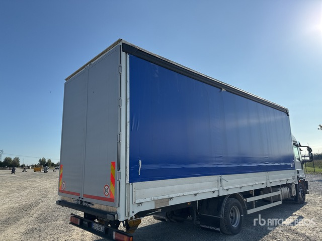2011 Iveco Eurocargo 160E28 4x2 Curtain Side Truck - Curtain side truck: picture 5 2011 Iveco Eurocargo 160E28 4x2 Curtain Side Truck - Curtain side truck: picture 5