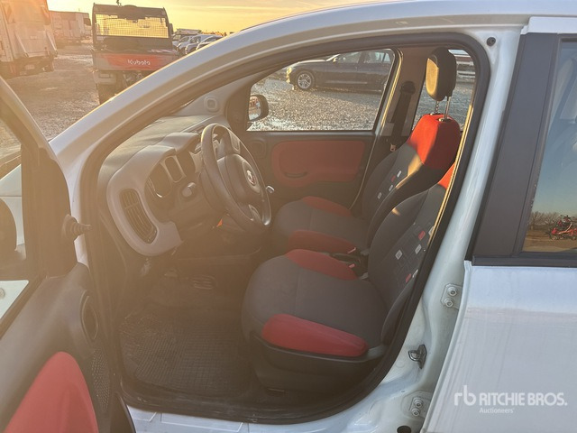2013 Fiat Panda Automobile - Car: picture 5 2013 Fiat Panda Automobile - Car: picture 5