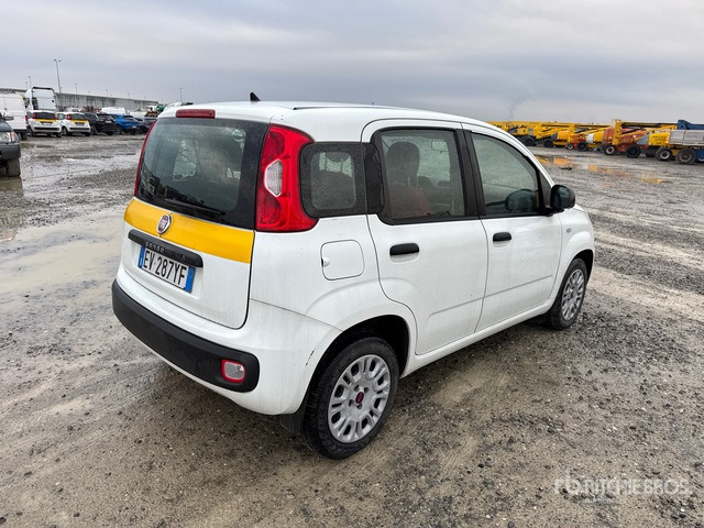 2014 Fiat Panda Automobile - Car: picture 3 2014 Fiat Panda Automobile - Car: picture 3