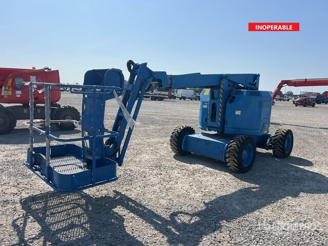2015 Genie Z-34/22 (Inoperable) Articulating Boom Lift - Articulated boom lift: picture 1 2015 Genie Z-34/22 (Inoperable) Articulating Boom Lift - Articulated boom lift: picture 1