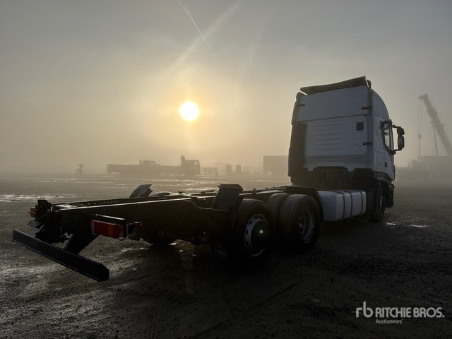 2015 Iveco Stralis 500 Cab and Chassis - Cab chassis truck: picture 3 2015 Iveco Stralis 500 Cab and Chassis - Cab chassis truck: picture 3