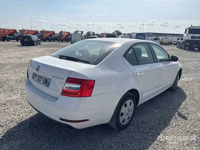 2020 Skoda Octavia Autovettura - Car: picture 3 2020 Skoda Octavia Autovettura - Car: picture 3