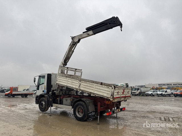 2022 Iveco Eurocargo 35 Bonfiglioli P10200L on 4x2 Dump Truck with Crane - Tipper: picture 2 2022 Iveco Eurocargo 35 Bonfiglioli P10200L on 4x2 Dump Truck with Crane - Tipper: picture 2