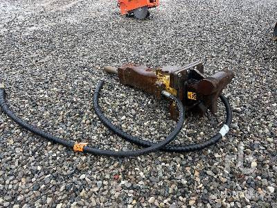 ATLAS COPCO SB202 - Hydraulic hammer: picture 2 ATLAS COPCO SB202 - Hydraulic hammer: picture 2