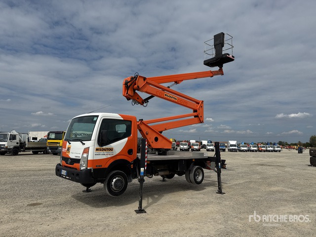 Nissan Cabstar 35.12 Piattaforma autocarrata - Truck mounted aerial platform: picture 2 Nissan Cabstar 35.12 Piattaforma autocarrata - Truck mounted aerial platform: picture 2