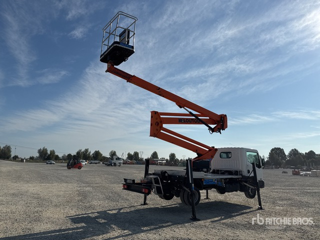 Nissan Cabstar 35.12 Piattaforma autocarrata - Truck mounted aerial platform: picture 4 Nissan Cabstar 35.12 Piattaforma autocarrata - Truck mounted aerial platform: picture 4