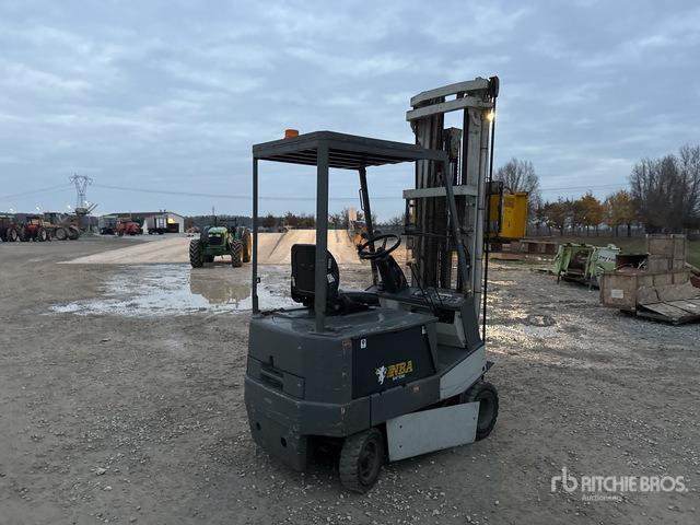 OM E15N Electric Forklift - Electric forklift: picture 3 OM E15N Electric Forklift - Electric forklift: picture 3