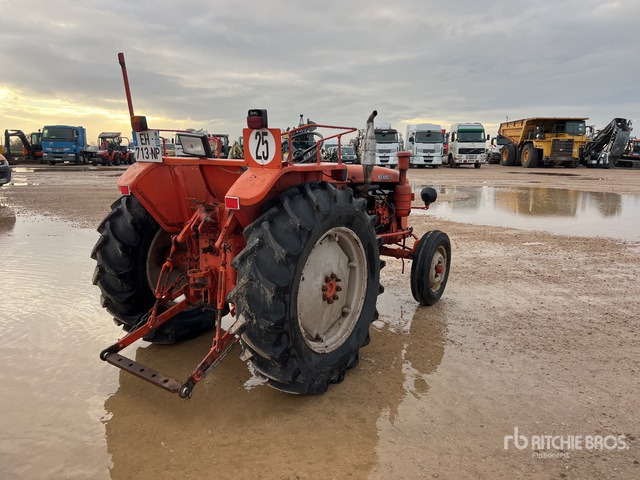 1962 Renault R7050NAL 4x4 Tracteur Agricole (Inoperable) 4WD Tractor - Farm tractor: picture 3 1962 Renault R7050NAL 4x4 Tracteur Agricole (Inoperable) 4WD Tractor - Farm tractor: picture 3