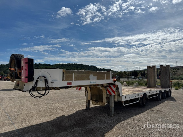 2007 Nicolas 68200 kg Quad/A Extendable Semi ... Lowboy Trailer - Low loader semi-trailer: picture 2 2007 Nicolas 68200 kg Quad/A Extendable Semi ... Lowboy Trailer - Low loader semi-trailer: picture 2