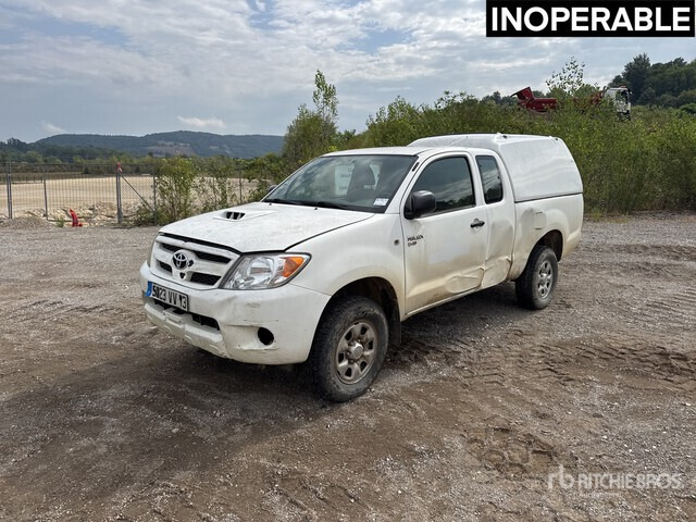 2007 Toyota Hilux 4x4 Crew Cab (Inoperable) Pickup - Pickup truck: picture 2 2007 Toyota Hilux 4x4 Crew Cab (Inoperable) Pickup - Pickup truck: picture 2