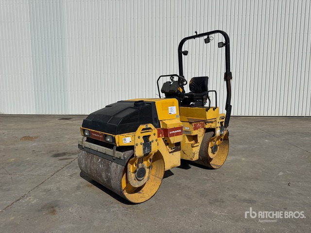 2008 Dynapac CC142 Compacteur Vibrant Tandem Double Drum Roller - Road roller: picture 1 2008 Dynapac CC142 Compacteur Vibrant Tandem Double Drum Roller - Road roller: picture 1
