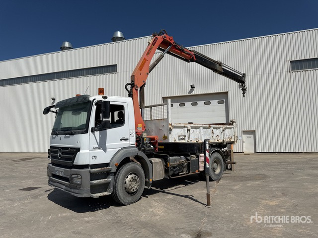 2008 Mercedes Axor 1833 2008 Palfinger PK15500 6100 kg ... Dump Truck with Crane - Tipper, Crane truck: picture 3 2008 Mercedes Axor 1833 2008 Palfinger PK15500 6100 kg ... Dump Truck with Crane - Tipper, Crane truck: picture 3