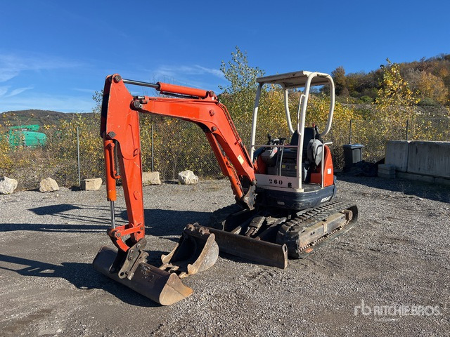 2010 Kubota U25-3 Mini-Pelle Mini Excavator: <6.6t - Mini excavator: picture 2 2010 Kubota U25-3 Mini-Pelle Mini Excavator: <6.6t - Mini excavator: picture 2
