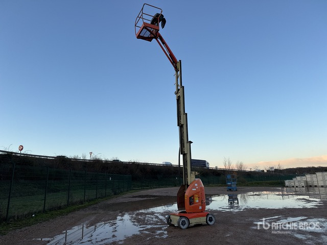 2011 JLG Toucan 10E Nacelle A Mat Droit Vertical Mast Lift - Vertical mast lift: picture 2 2011 JLG Toucan 10E Nacelle A Mat Droit Vertical Mast Lift - Vertical mast lift: picture 2