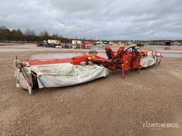 2012 Kuhn FC883 FF Lift Control 8800 mm 3-Point Hitch Faucheuse ... Mower Conditioner - Mower: picture 2 2012 Kuhn FC883 FF Lift Control 8800 mm 3-Point Hitch Faucheuse ... Mower Conditioner - Mower: picture 2