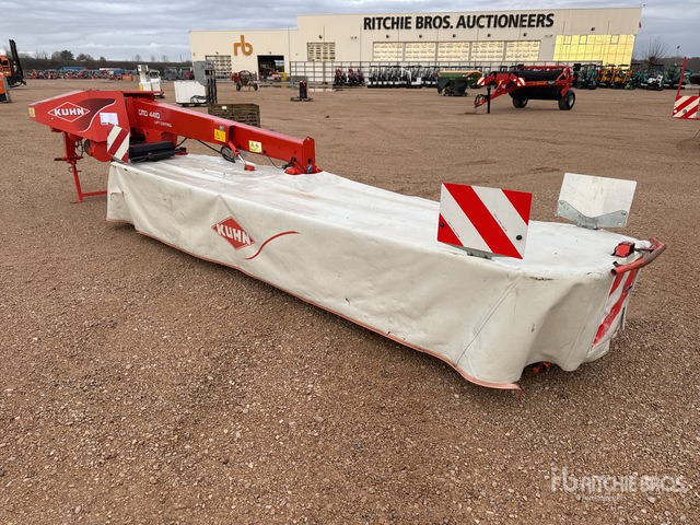2012 Kuhn GMD4410-FF 4350 mm 3-Point Hitch Faucheuse Disc Mower - Mower: picture 2 2012 Kuhn GMD4410-FF 4350 mm 3-Point Hitch Faucheuse Disc Mower - Mower: picture 2