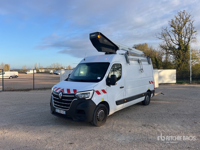 2022 Renault Master 2022 Versalift VTL-135 VOQUE 11 ... Bucket Truck - Truck mounted aerial platform: picture 1 2022 Renault Master 2022 Versalift VTL-135 VOQUE 11 ... Bucket Truck - Truck mounted aerial platform: picture 1