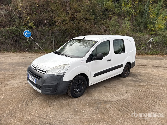 2017 Citroen Berlingo Vehicule Utilitaire Cargo Van - Commercial vehicle: picture 2 2017 Citroen Berlingo Vehicule Utilitaire Cargo Van - Commercial vehicle: picture 2