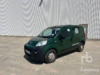 PEUGEOT BIPPER Vehicule Utilitaire - Panel van: picture 1 PEUGEOT BIPPER Vehicule Utilitaire - Panel van: picture 1