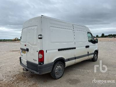 RENAUD MASTER DCI120 Vehicule Utilitaire - Panel van: picture 3 RENAUD MASTER DCI120 Vehicule Utilitaire - Panel van: picture 3