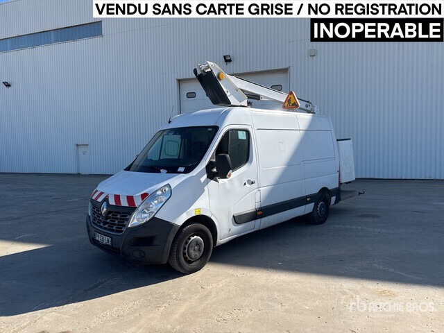 Renault Master Camion ? godets - Truck mounted aerial platform: picture 2 Renault Master Camion ? godets - Truck mounted aerial platform: picture 2