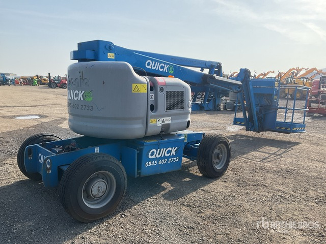 2007 Genie Z45/25 2WD Hybrid Articulating Boom Lift - Articulated boom lift: picture 3 2007 Genie Z45/25 2WD Hybrid Articulating Boom Lift - Articulated boom lift: picture 3