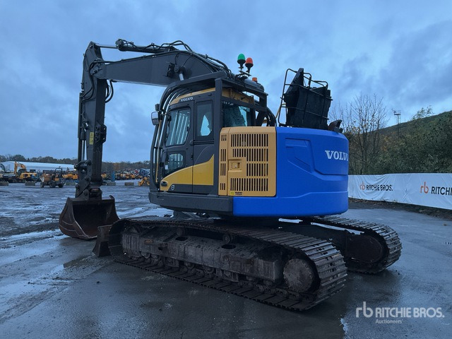 2014 Volvo ECR235DL Tracked Excavator - Crawler excavator: picture 3 2014 Volvo ECR235DL Tracked Excavator - Crawler excavator: picture 3