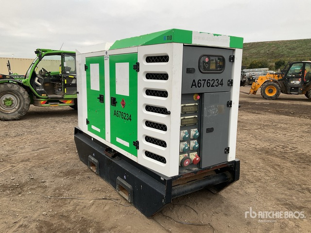 2015 Sdmo R110C3 2015 Sdmo R110 Generator Set Generator Set - Generator set: picture 2 2015 Sdmo R110C3 2015 Sdmo R110 Generator Set Generator Set - Generator set: picture 2