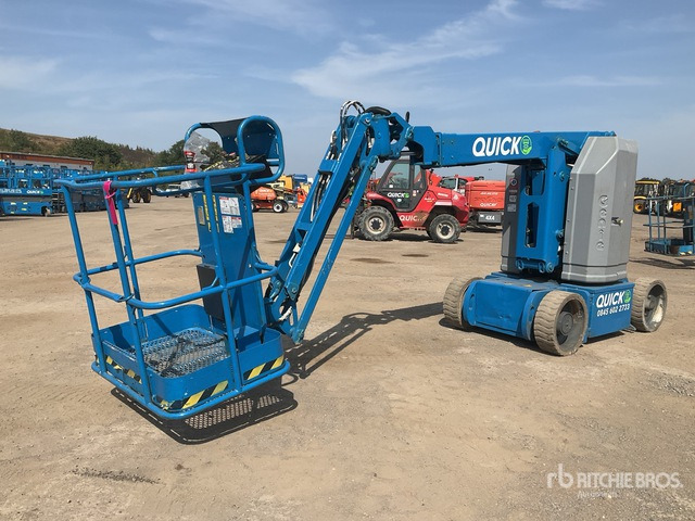 Articulated boom lift 2016 Genie Z30N 2WD Electric 10m Narrow Electri ... Articulating Boom Lift: picture 1